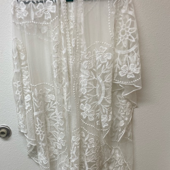 MASSEY’S Lacey Cotton/ Nylon Shawl - One Size - Picture 2 of 7